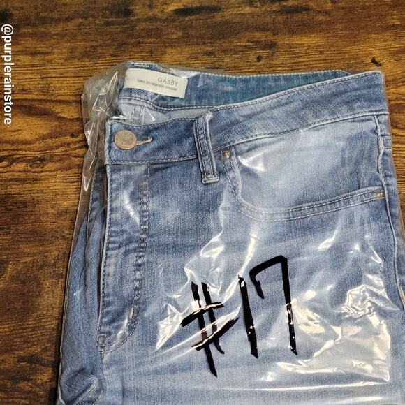 BKE Jeans Size 32 Gabby Curvy Fit Straight High Rise Tummy Control Raw Hem - Picture 12 of 12